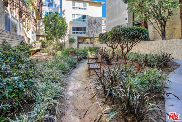 6275 Canterbury Drive 302, Culver City, CA 90230