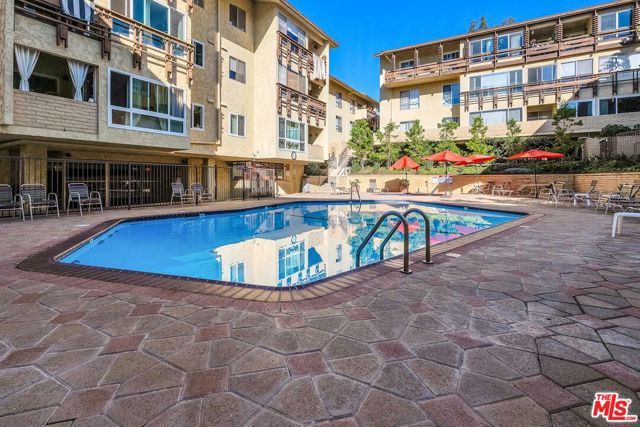 6275 Canterbury Drive 302, Culver City, CA 90230