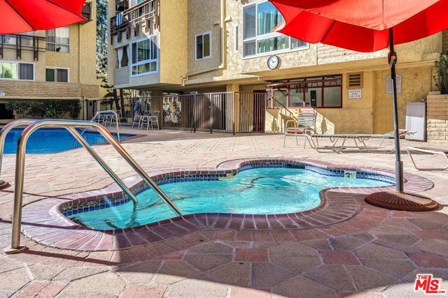 6275 Canterbury Drive 302, Culver City, CA 90230