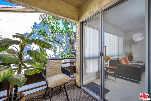 6275 Canterbury Drive 302, Culver City, CA 90230