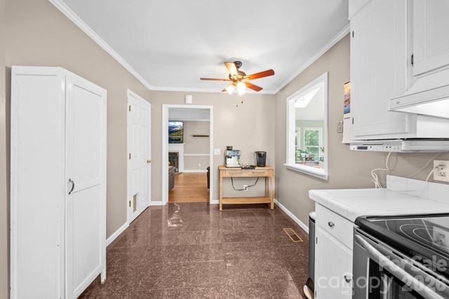 112 Wedgewood Drive, Morganton, NC 28655