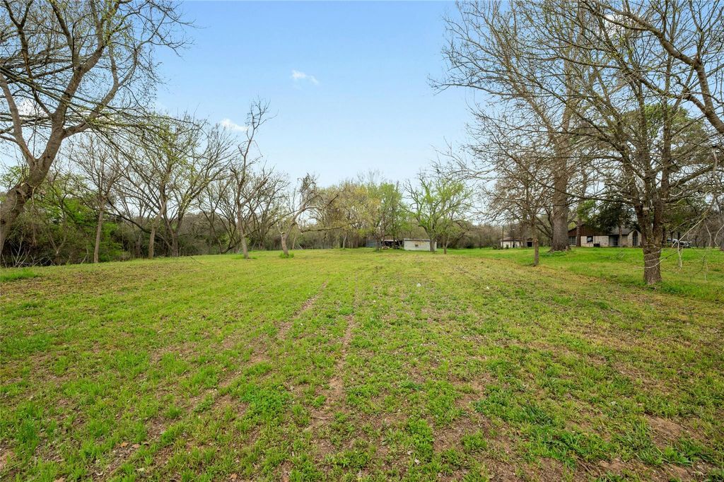 548 N SH 95, Bastrop, TX 78602