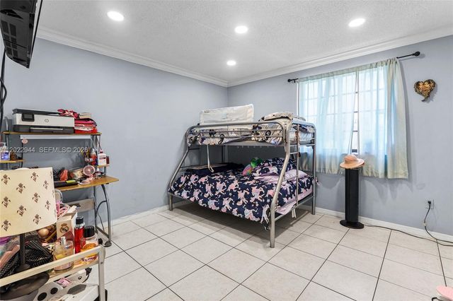 8454 NW 8th Street 2, Miami, FL 33126