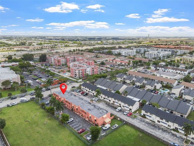 8454 NW 8th Street 2, Miami, FL 33126