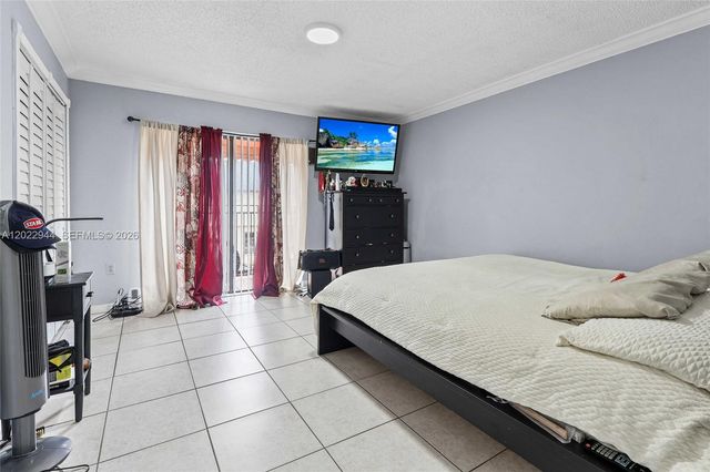 8454 NW 8th Street 2, Miami, FL 33126