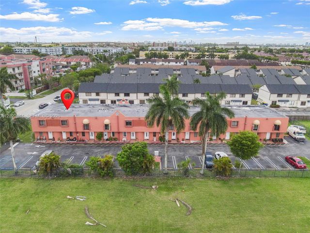 8454 NW 8th Street 2, Miami, FL 33126