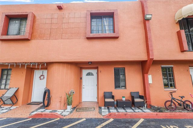 8454 NW 8th Street 2, Miami, FL 33126
