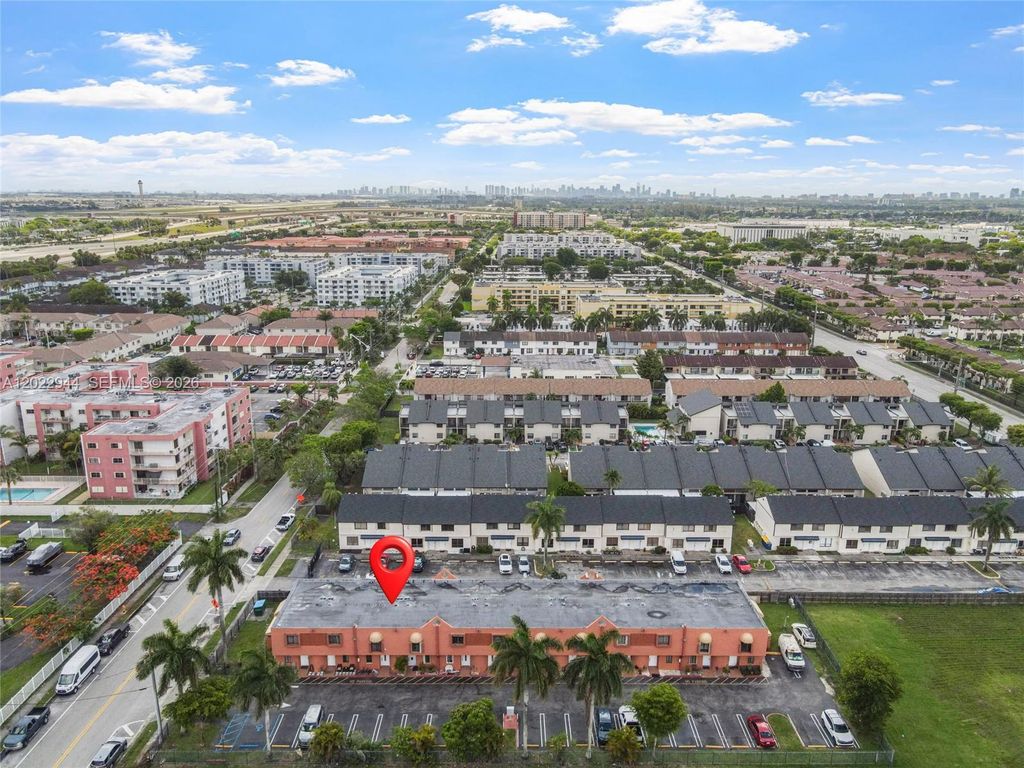 8454 NW 8th Street 2, Miami, FL 33126