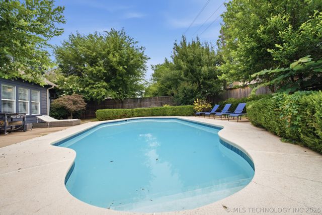 11005 S Granite Avenue, Tulsa, OK 74137