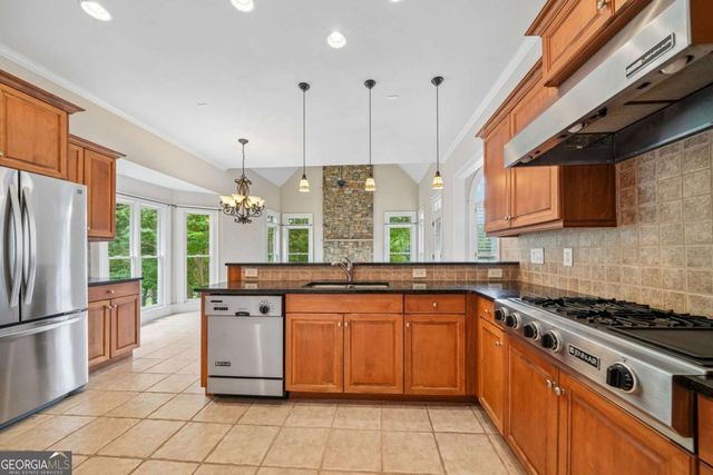 86 NE Cove Circle, Dawsonville, GA 30534