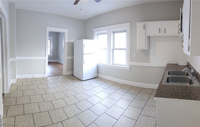 4350 W 28th Street, Cleveland, OH 44109