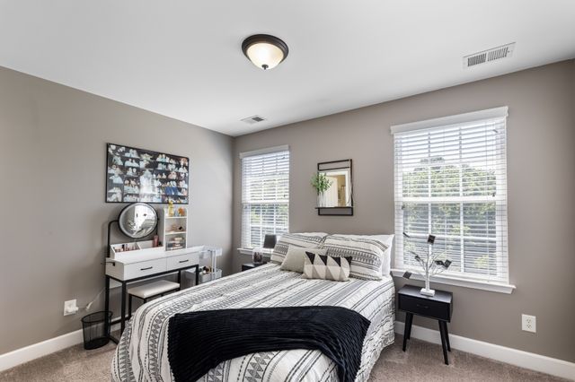 2718 Dracut Ln, Nashville, TN 37211