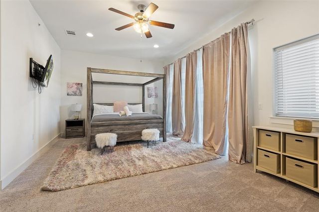 2211 Robert Browning ST, Austin, TX 78723