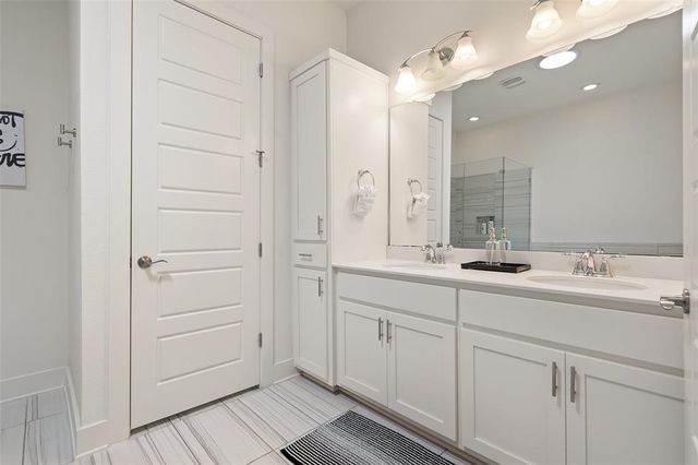 2211 Robert Browning ST, Austin, TX 78723