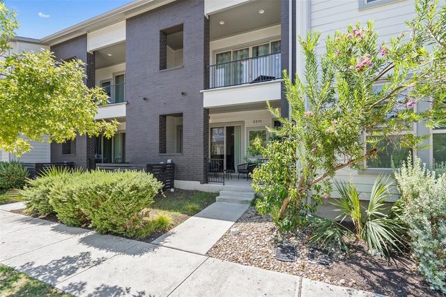 2211 Robert Browning ST, Austin, TX 78723