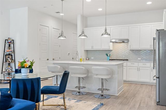 2211 Robert Browning ST, Austin, TX 78723