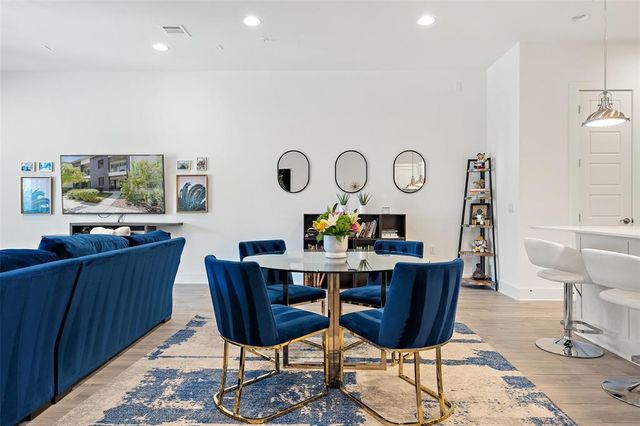 2211 Robert Browning ST, Austin, TX 78723