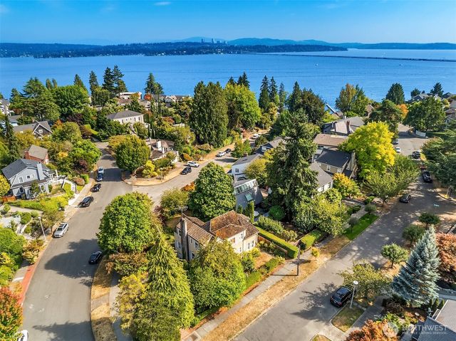 5003 NE 41st Street, Seattle, WA 98105