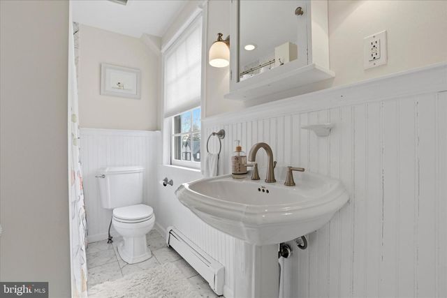310 OLD FOREST RD, Wynnewood, PA 19096