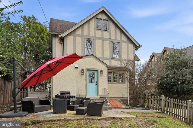 310 OLD FOREST RD, Wynnewood, PA 19096