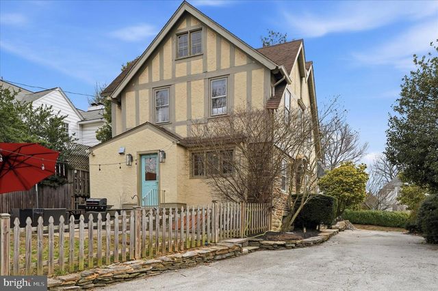 310 OLD FOREST RD, Wynnewood, PA 19096