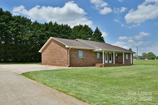 150 Glen Gar Drive, Lincolnton, NC 28092