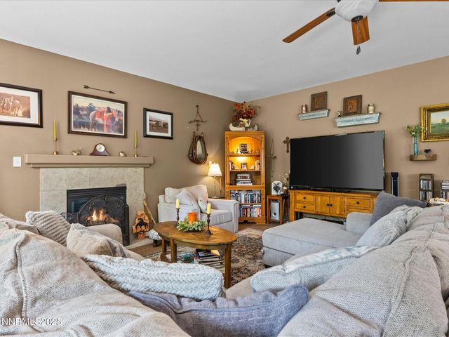 1353 Winnies Lane, Fernley, NV 89408