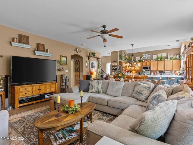 1353 Winnies Lane, Fernley, NV 89408