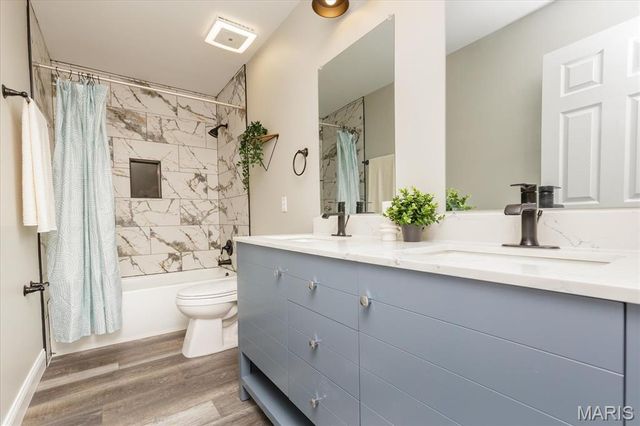 25 Moonlight Court, Wentzville, MO 63385