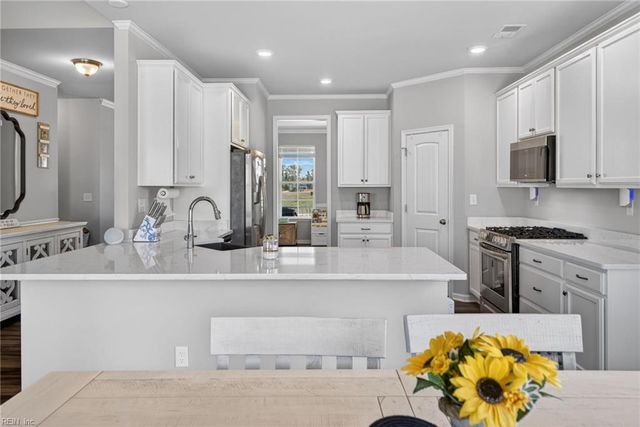 5020 Corolla DR, Chesapeake, VA 23321