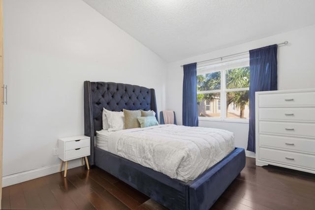 12207 SW 6TH Street, Pembroke Pines, FL 33025