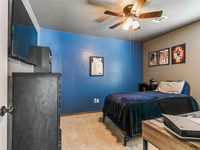 905 SE 38th Street, Moore, OK 73160