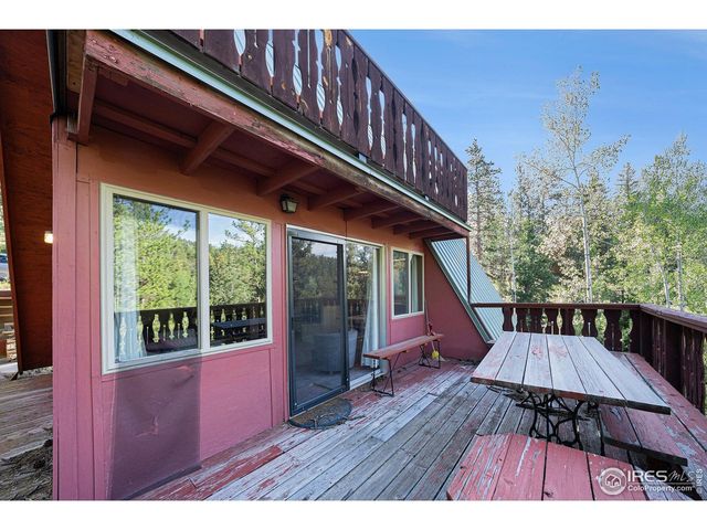 66 Circle Dr, Glen Haven, CO 80532