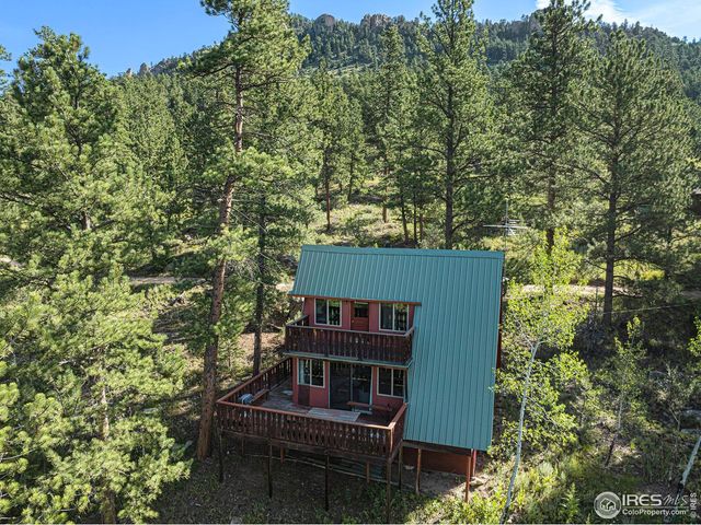 66 Circle Dr, Glen Haven, CO 80532