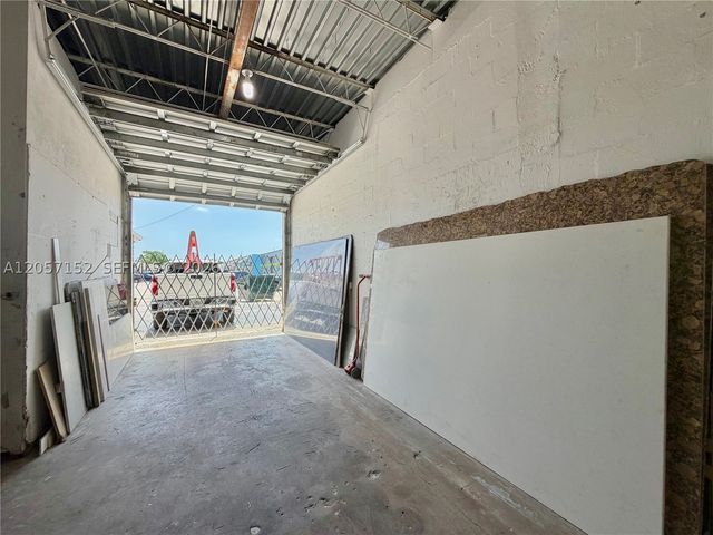 NW 23rd WAY, Oakland Park, FL 33311