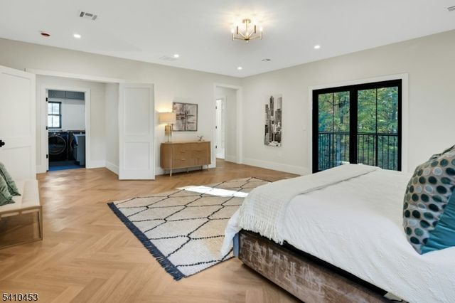 83 W End Ave, Summit City, NJ 07901