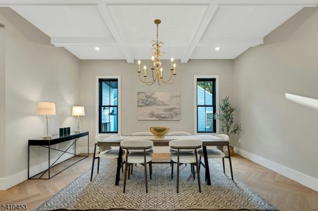 83 W End Ave, Summit City, NJ 07901