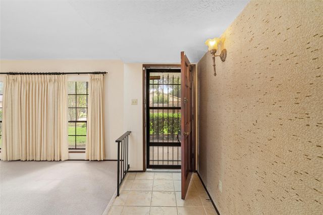3015 Meadowview Drive, Missouri City, TX 77459