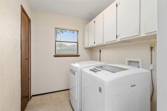 3015 Meadowview Drive, Missouri City, TX 77459