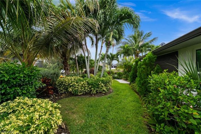 1638 38TH PL, Cape Coral, FL 33993