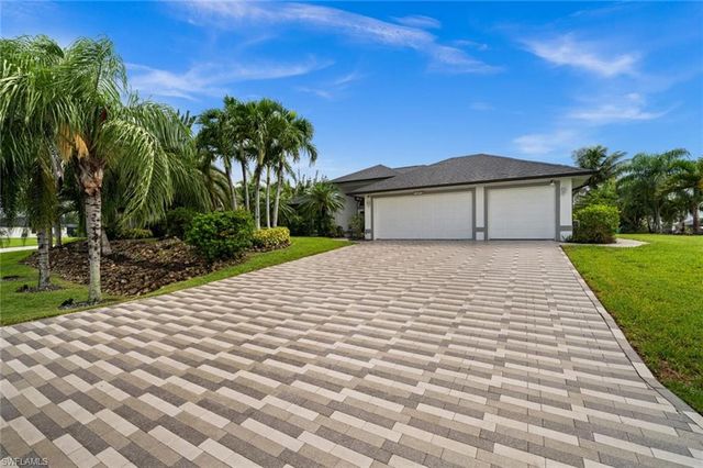 1638 38TH PL, Cape Coral, FL 33993