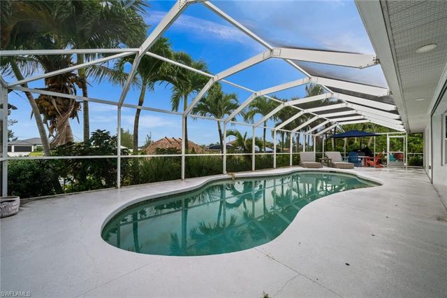 1638 38TH PL, Cape Coral, FL 33993
