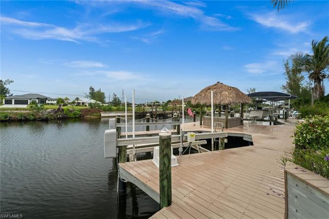 1638 38TH PL, Cape Coral, FL 33993
