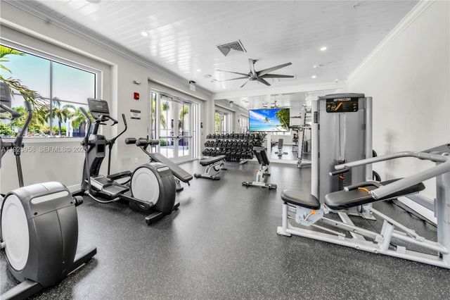 4242 Rosa Dr, Deerfield Beach, FL 33064