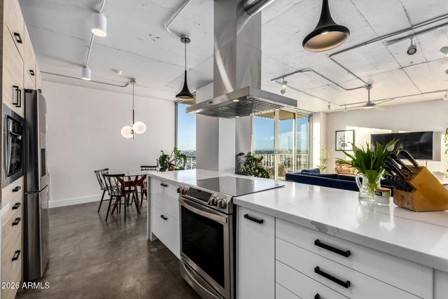 207 W Clarendon Avenue 21C, Phoenix, AZ 85013