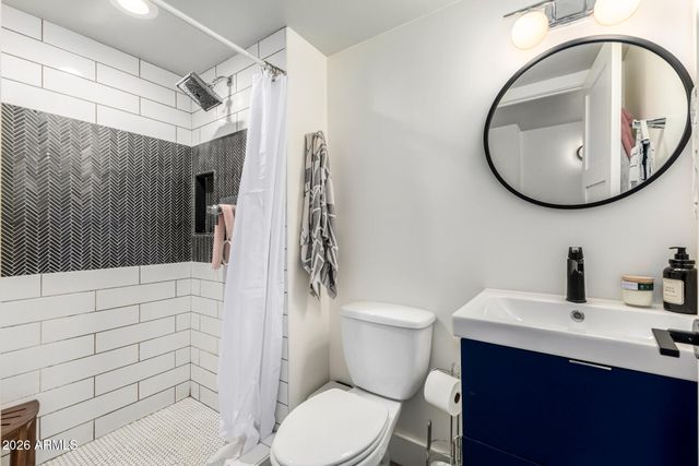 207 W Clarendon Avenue 21C, Phoenix, AZ 85013