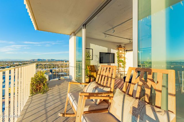 207 W Clarendon Avenue 21C, Phoenix, AZ 85013