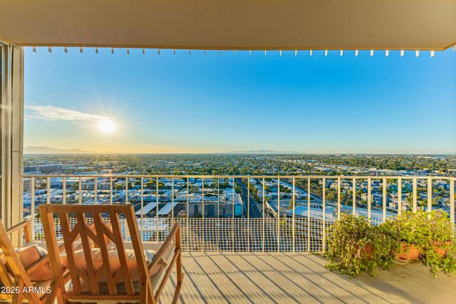 207 W Clarendon Avenue 21C, Phoenix, AZ 85013