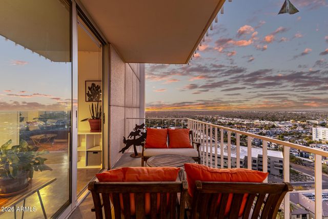 207 W Clarendon Avenue 21C, Phoenix, AZ 85013