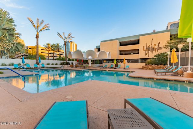 207 W Clarendon Avenue 21C, Phoenix, AZ 85013